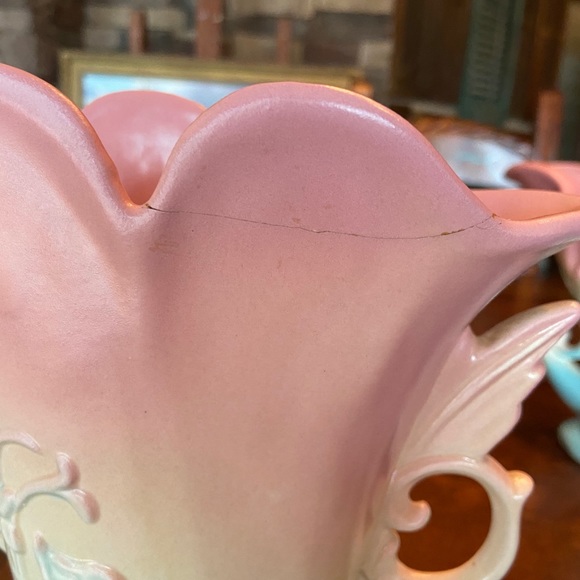 Vintage 1940s Hull Pottery Blue/Pink Bow Cornucopia & Vase - Picture 15 of 16